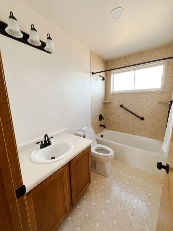 Bathroom Remodeling in Dearborn, MI